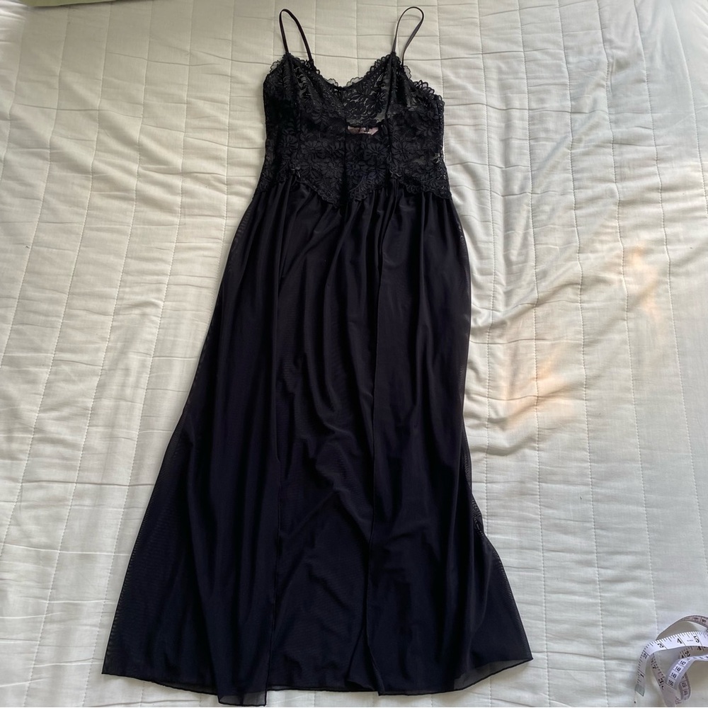La Vie En Rose Black Lace Bodice Slip